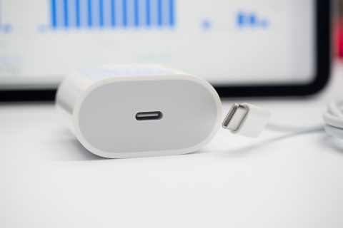 SZYBKA ŁADOWARKA KABEL IPHONE 16 15 USB-C 20W